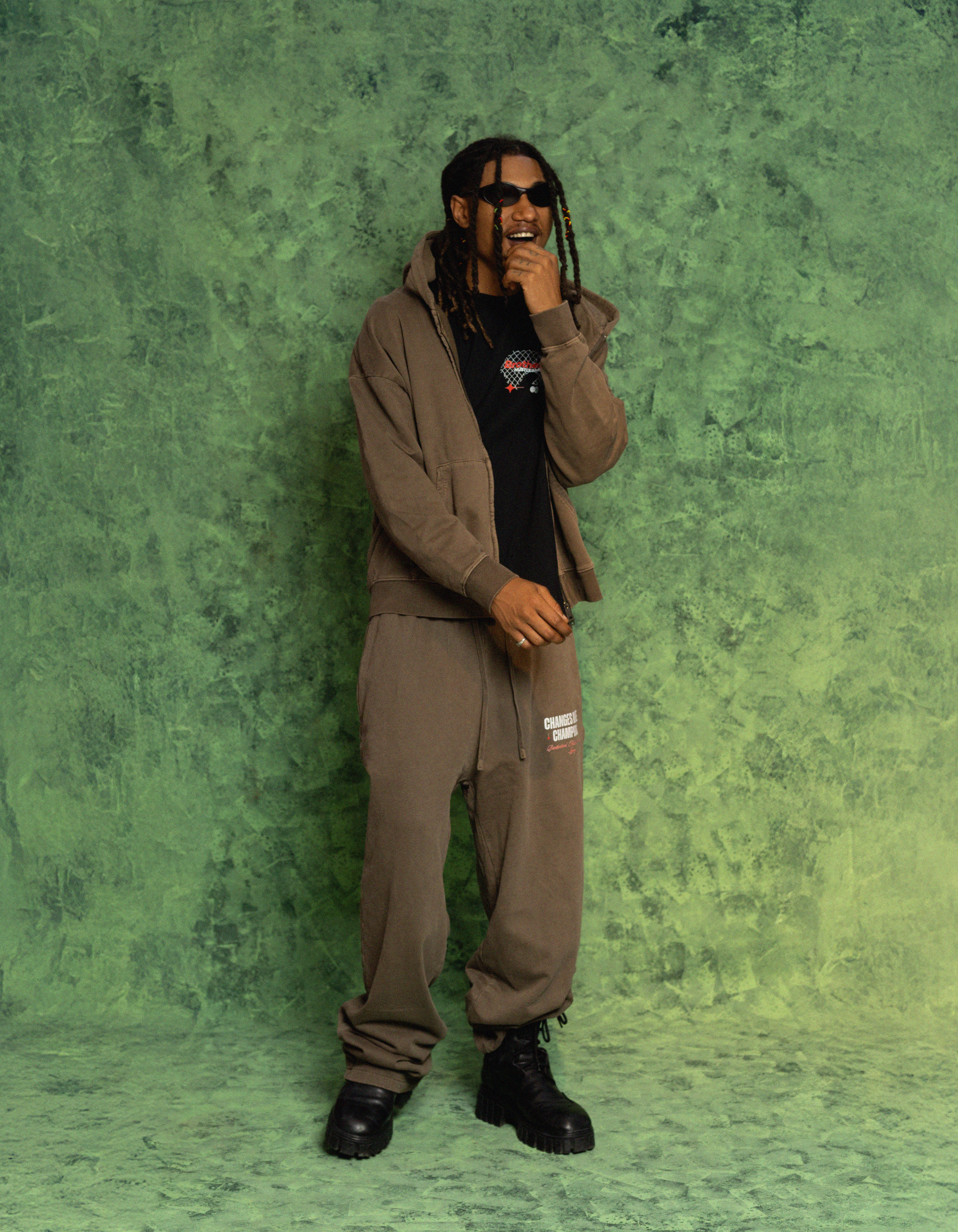 BROWN ACIDWASH ZIPPER HOODIE